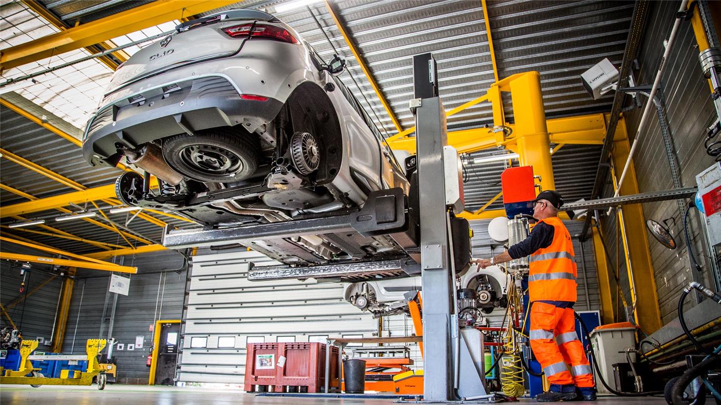 atelier deconstruction renault aubevoye