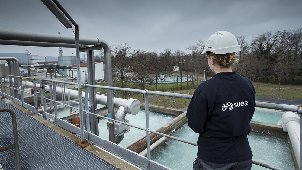 collaboratrice Eau France